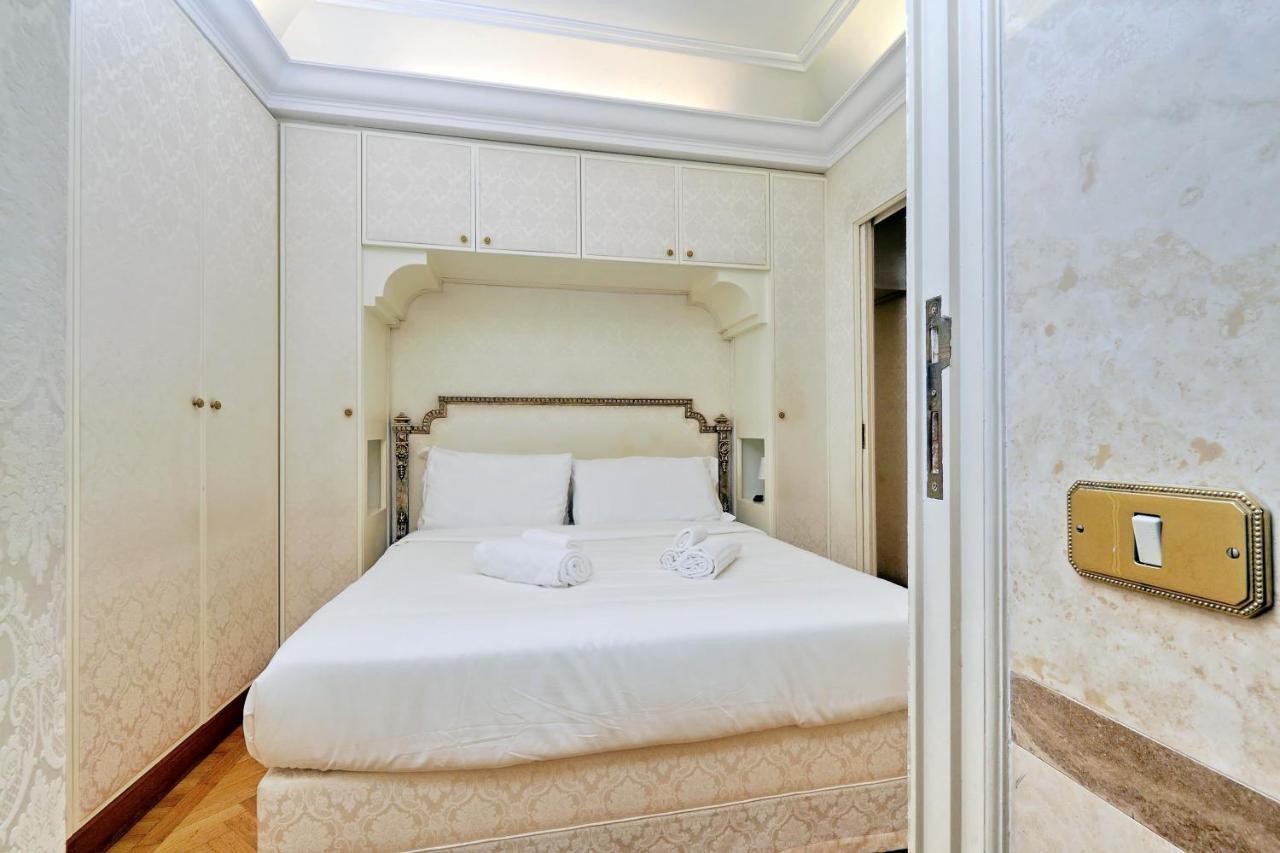 Appartement Elegant Nearby Trevi Fountain Rome